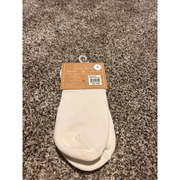 Peanuts snoopy save our planet crew socks C27-32 - Picture 2 of 4